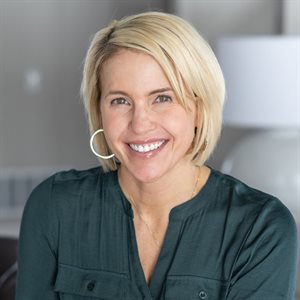 Jen L. Dobbins
